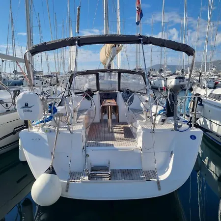 Sail Boat Animato * Izola